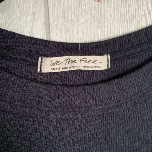 Free People Black Thermal Long Sleeve Top Small NWT - Picture 7 of 9